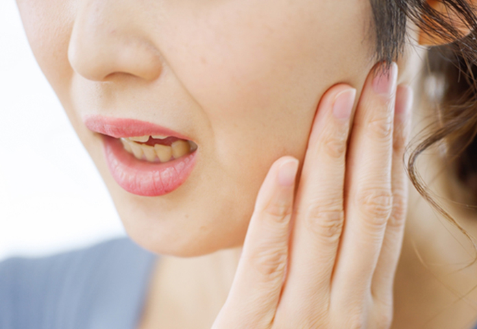 歯ぎしり食いしばり